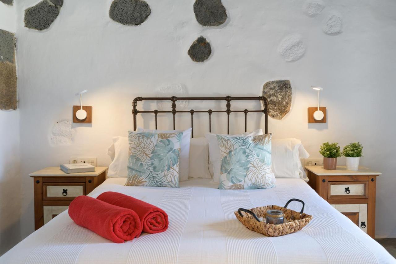 LA CASA DEL MEDIANERO | MACHER, SPAIN | SEASON DEALS FROM €83